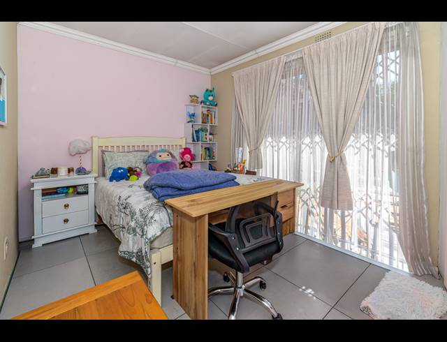 4 BEDROOM HOUSE FOR SALE IN RANDPARK RIDGE